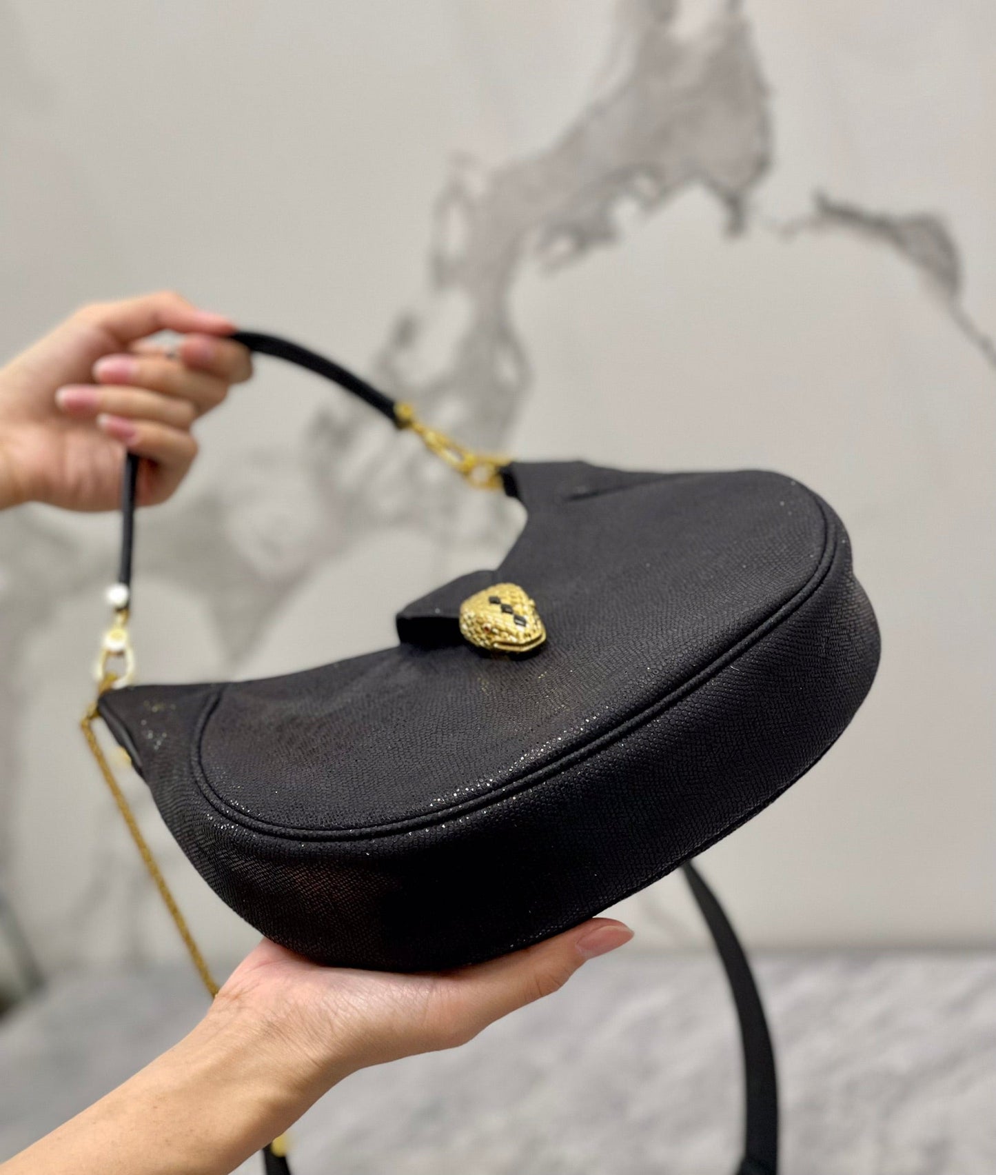 BVL Serpenti Ellipse Crossbody Bag 25cm Black Lambskin GHW 188344