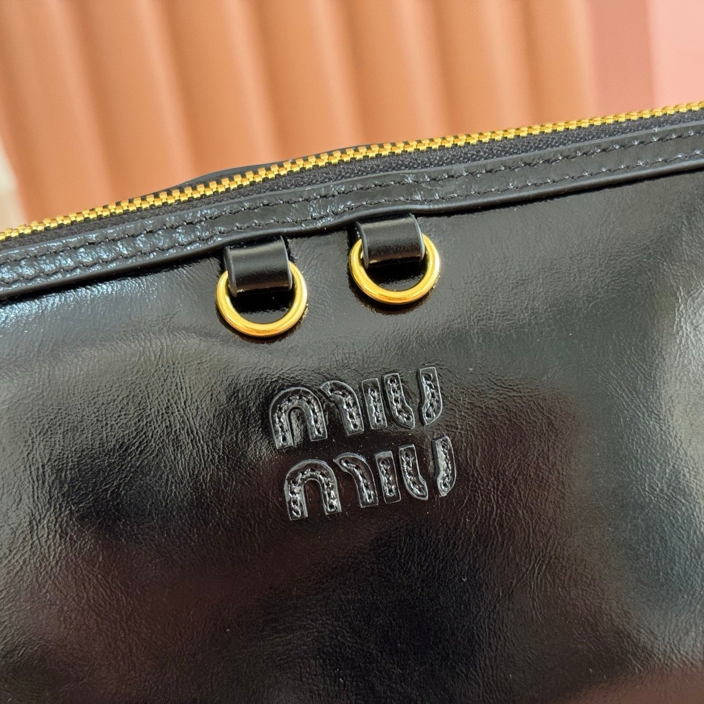 Miu Caprice Clutch Black Leather 280753