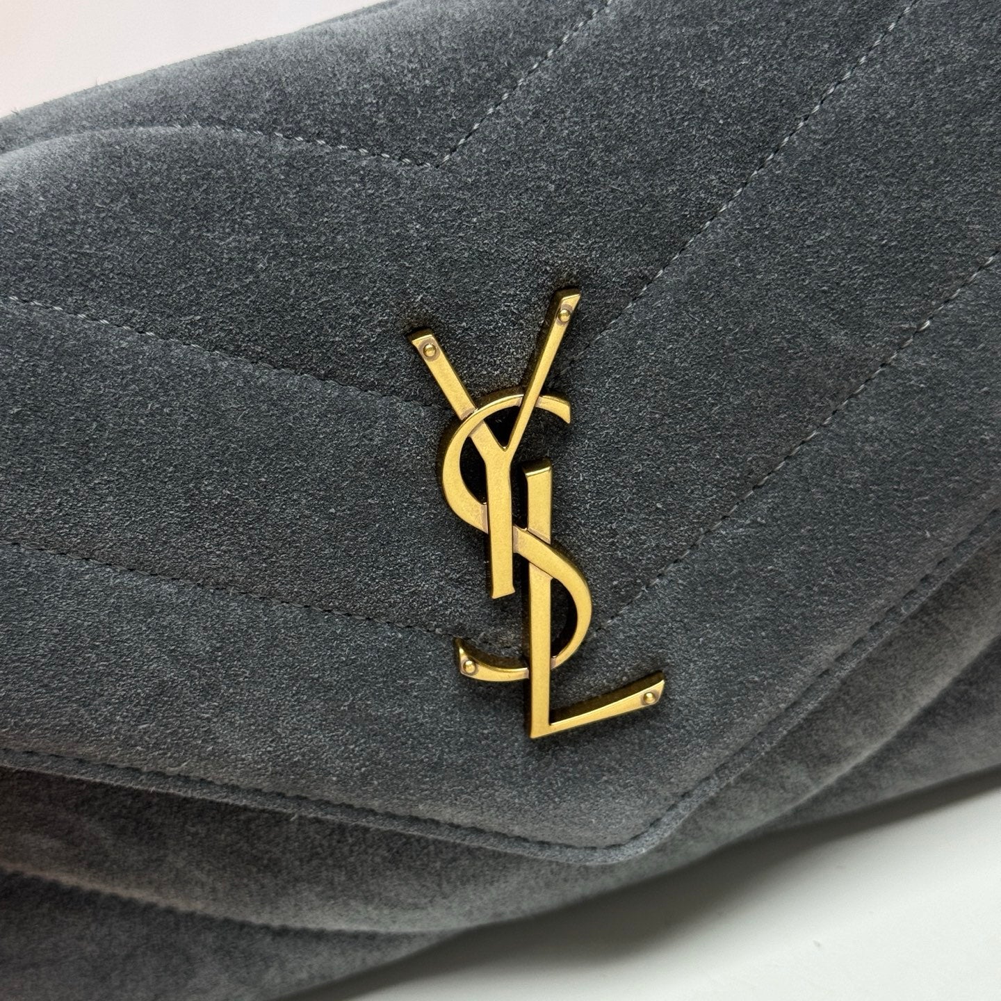 YSL Loulou Small Bag 24cm Grey Suede 285671