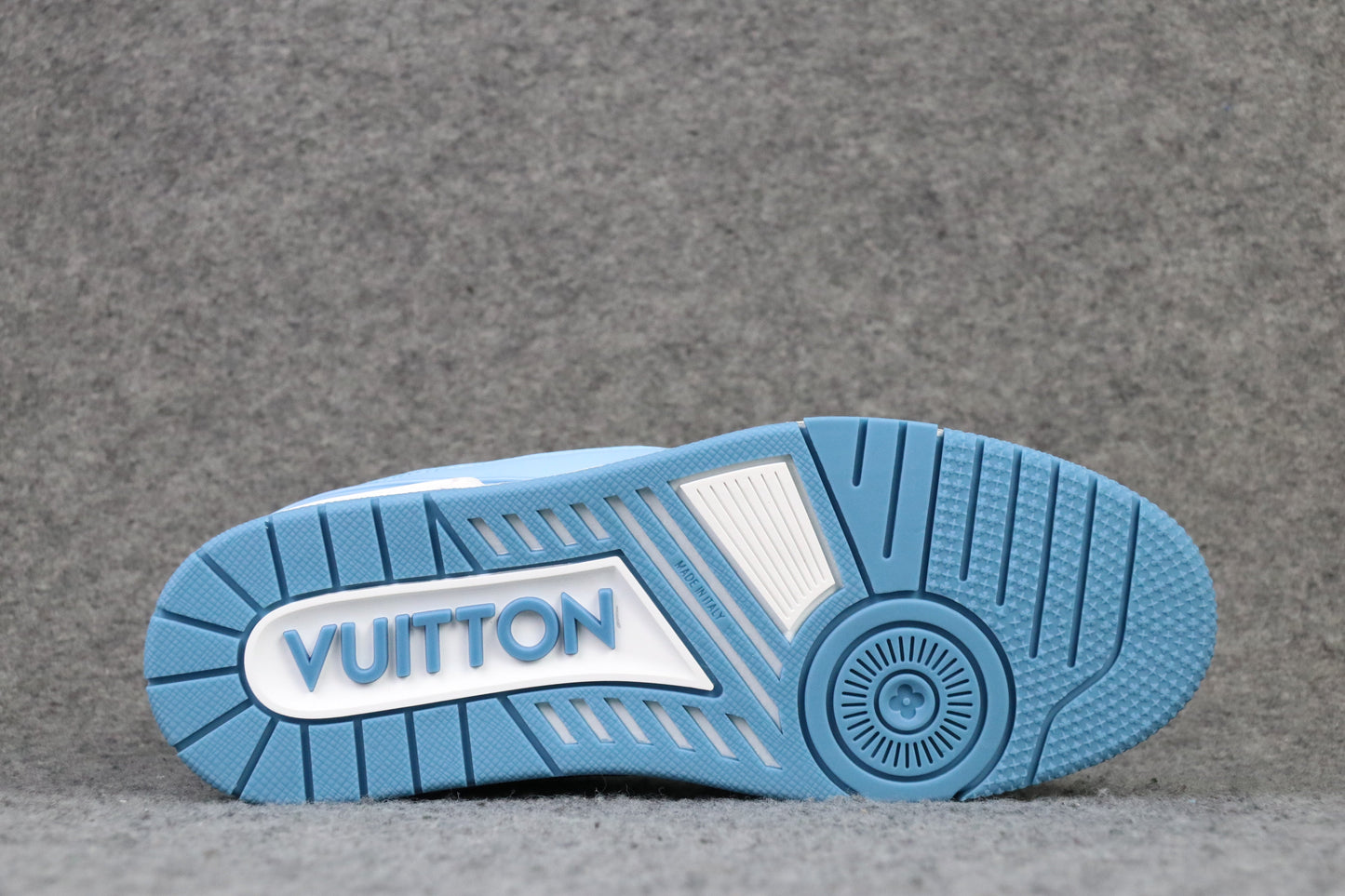 LV Trainer Low 'White Sky Blue'