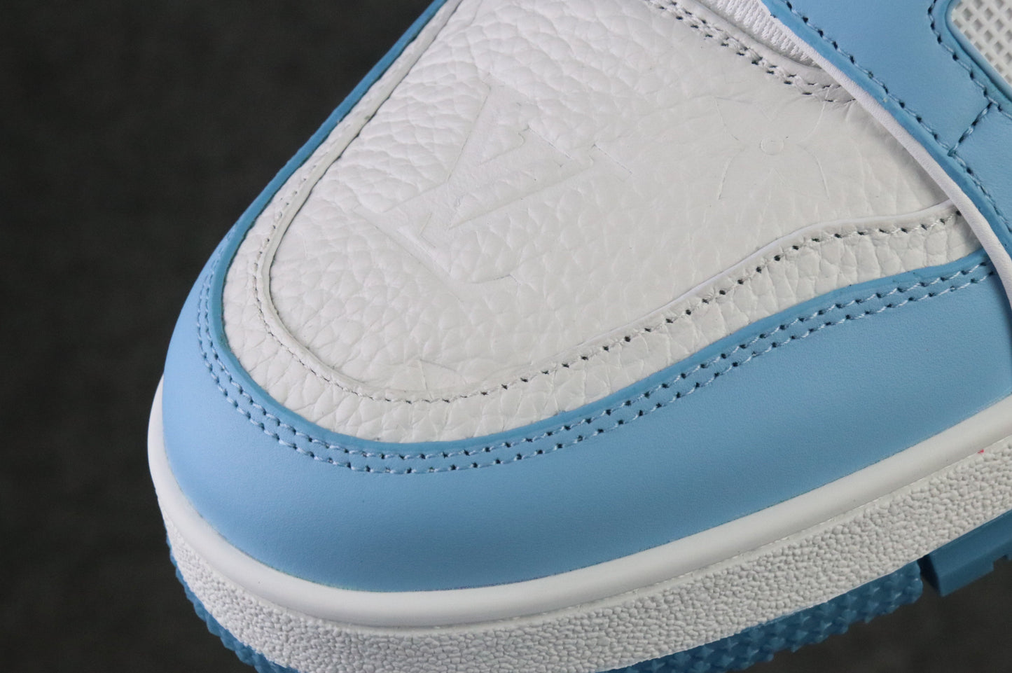 LV Trainer Low 'White Sky Blue'