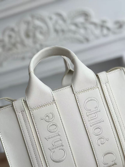 Chloé Woody small tote bag 26cm white calfskin