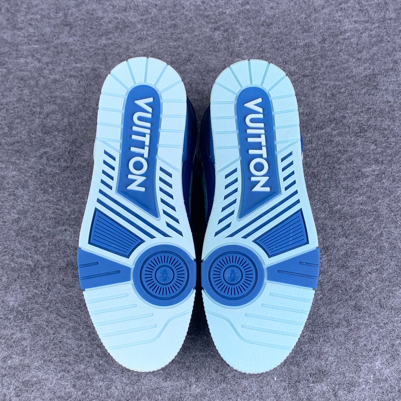 LV Trainer 'Blue'