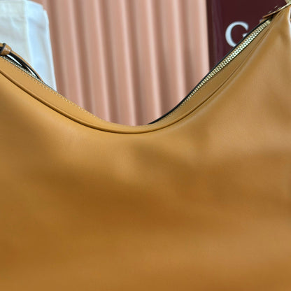 Gucci Attache Large Shoulder Bag 35cm Camel Leather