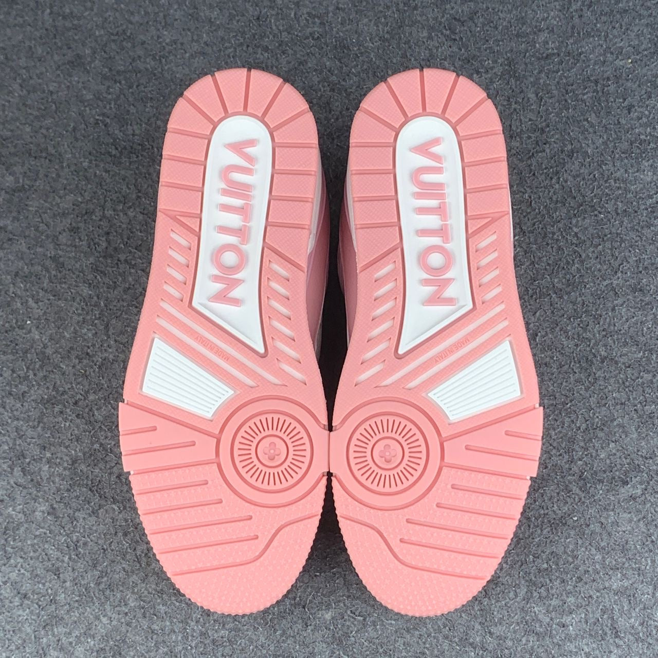 WMNS LV Trainer 'Rose'