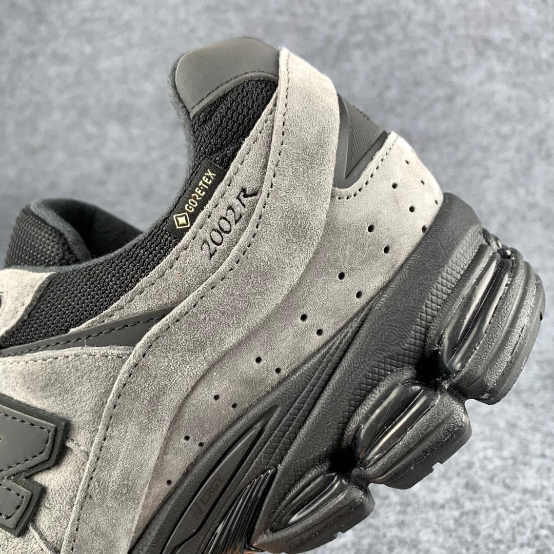 JJJJound x 2002R GORE-TEX 'Charcoal'