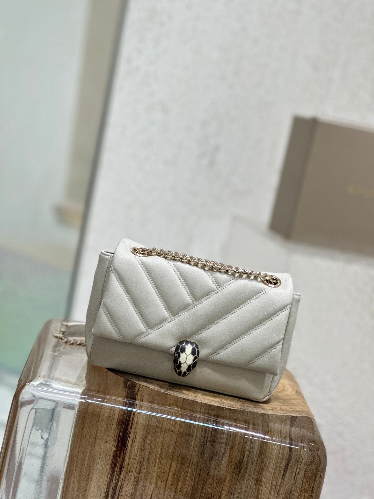BVL Serpent Cabochon Bag 22.5cm White Cafskin GHW 188281