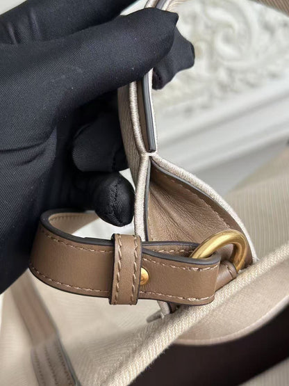 Chloé Carry Tote Bag 25cm Beige Cotton