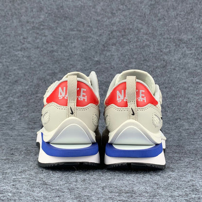 Sacai x VaporWaffle Sail 'Sport Fuchsia'