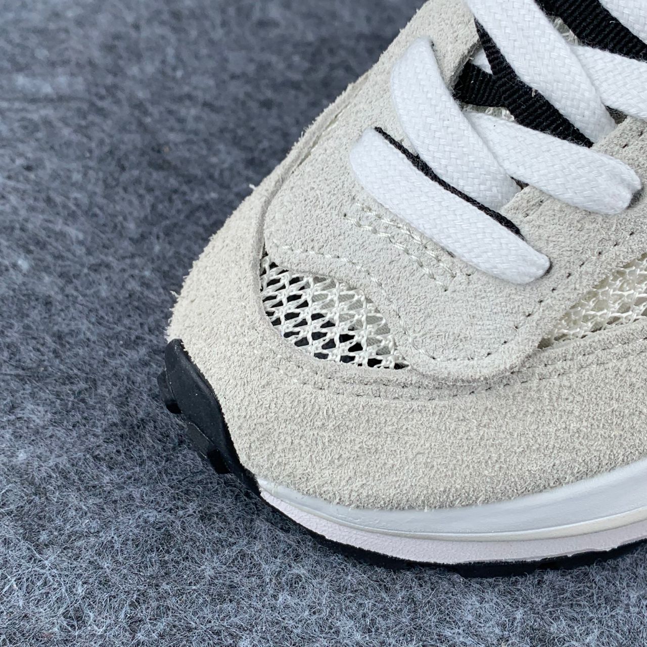Sacai x VaporWaffle Sail 'Sport Fuchsia'