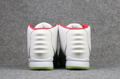 Air Yeezy 2 NRG 'Pure Platinum'