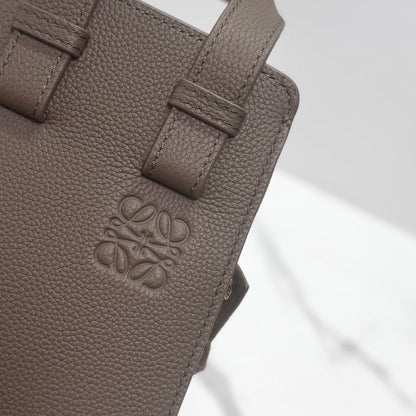Loewe Hammock Compact 20 Taupe Grained Cowhide