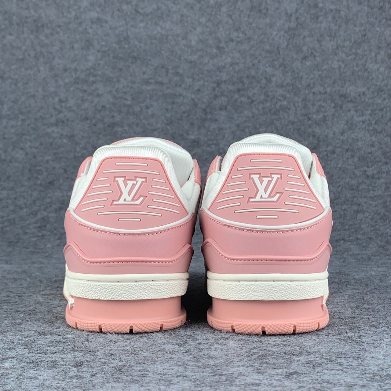 WMNS LV Trainer 'Rose'  (B-Grade Version)