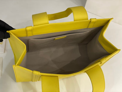 Chloé Woody tote bag 37cm yellow calfskin