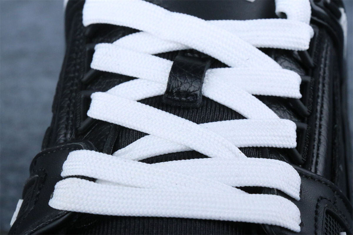 LV Trainer 'Embossed Monogram Black' (B-Grade Version)