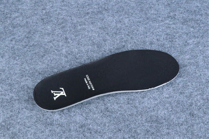 LV Trainer 'Embossed Monogram Black' (B-Grade Version)
