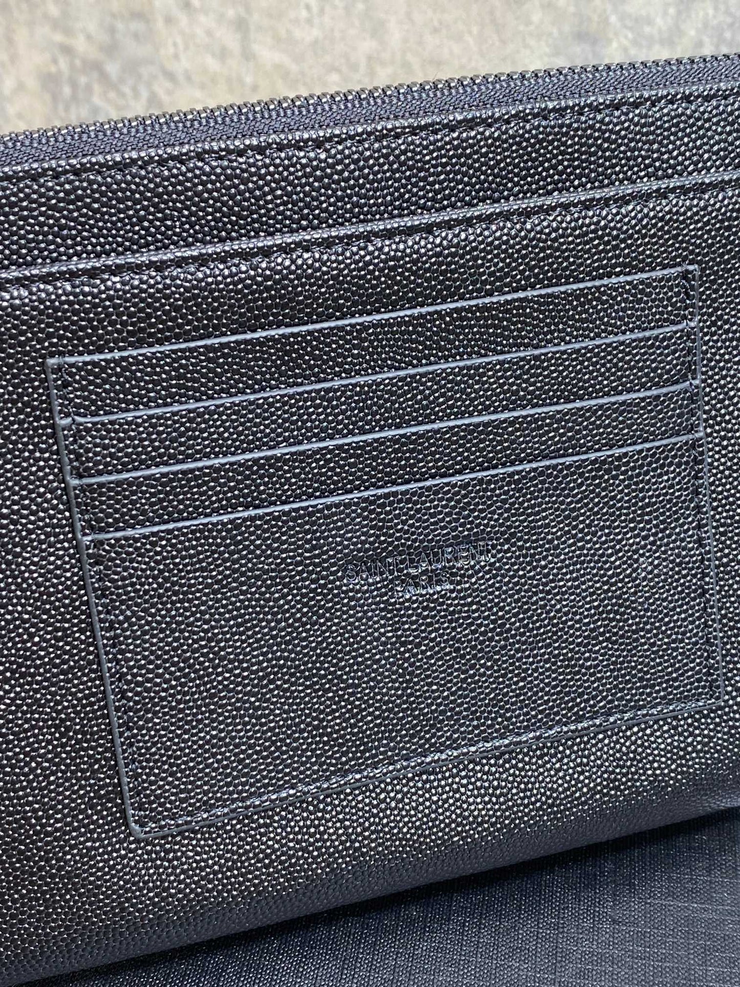 YSL Black Hardware Logo Zipper Clutch 23cm Black Caviar Cowhide