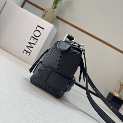 Loewe 2025 Puzzle Biker Bag Black Cowhide 274653