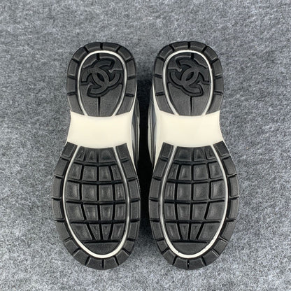 Chanel CC Logo Sneaker 'Grey Silver' (B-Grade)