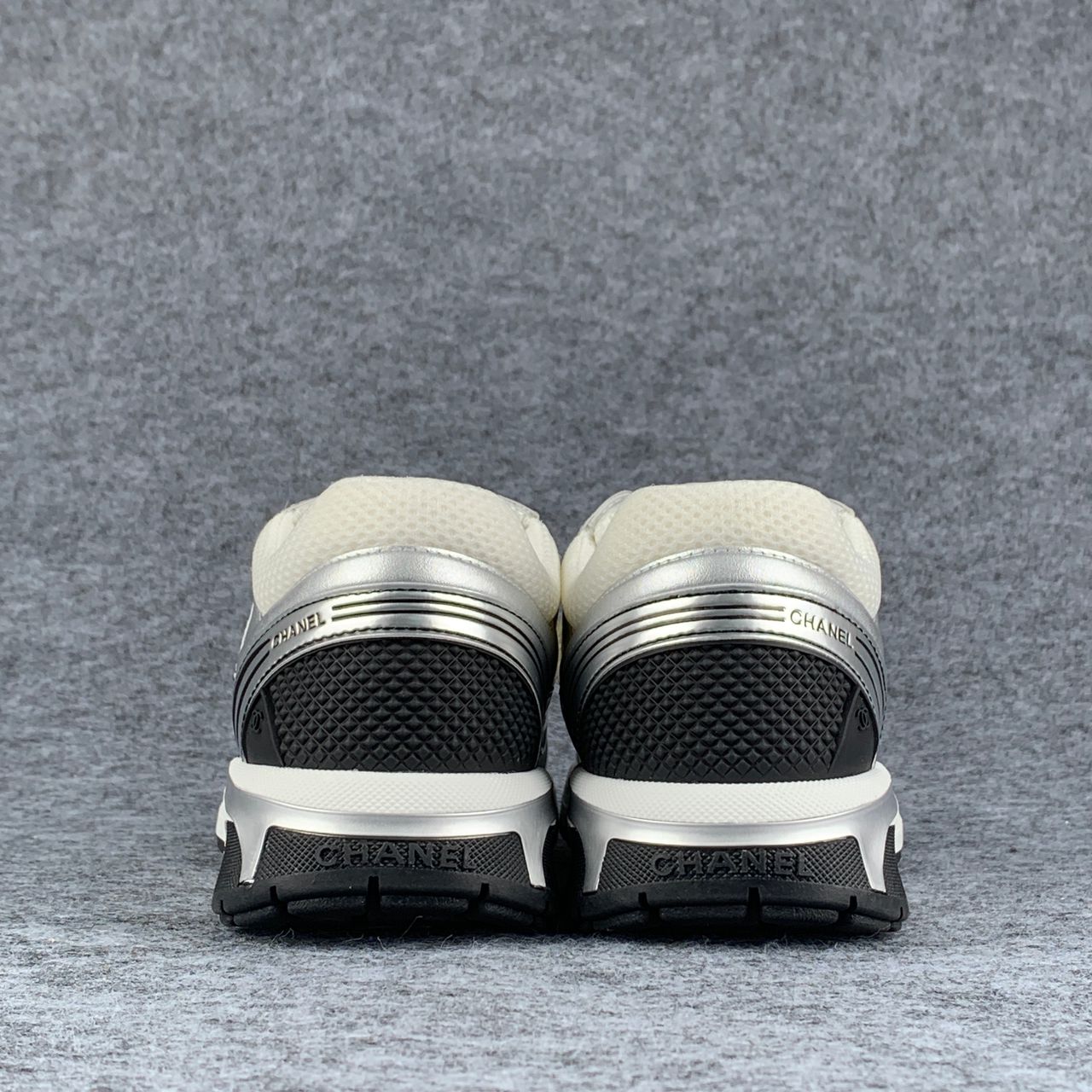 Chanel CC Logo Sneaker 'Grey Silver' (B-Grade)