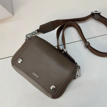 Loewe 2025 Flamenco Lucky 30cm Bag Meadow Green Nappa Calfskin 274605