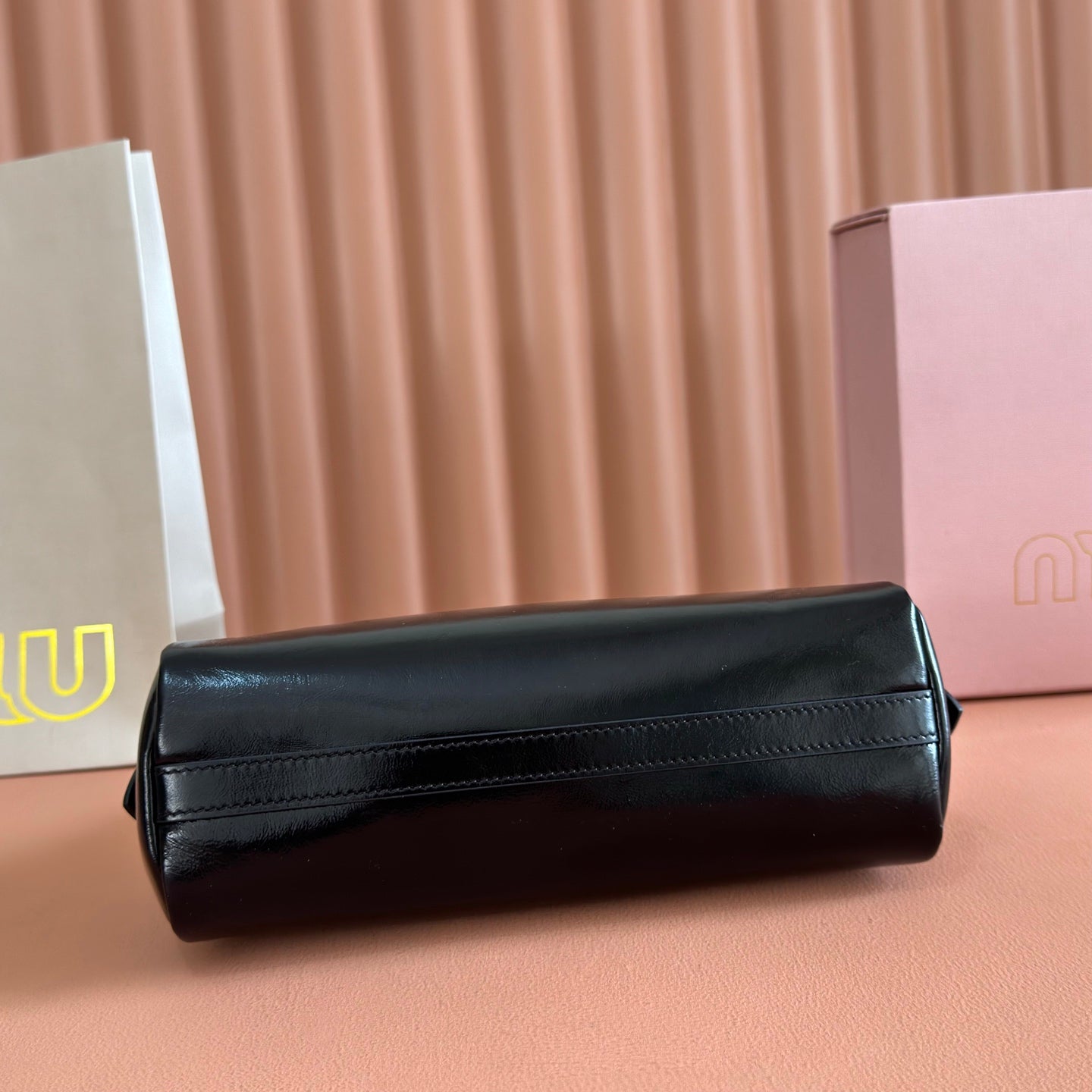 Miu Caprice Clutch  Black Leather 280753