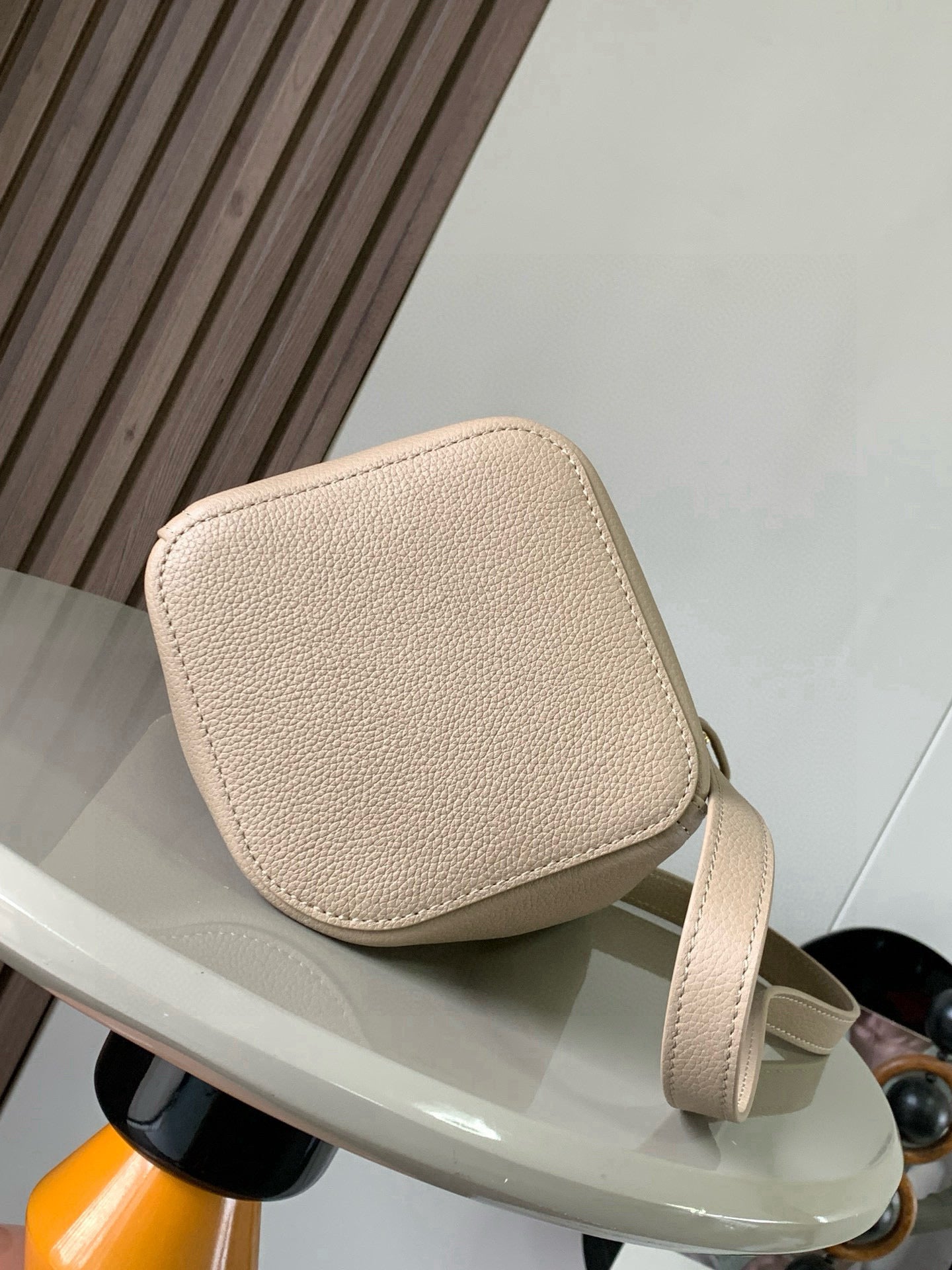 Loewe Mini Pebble Bucket Bag 20cm Beige Grained Calfskin