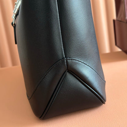 GG Jackie Medium Tote Bag Black Lambskin