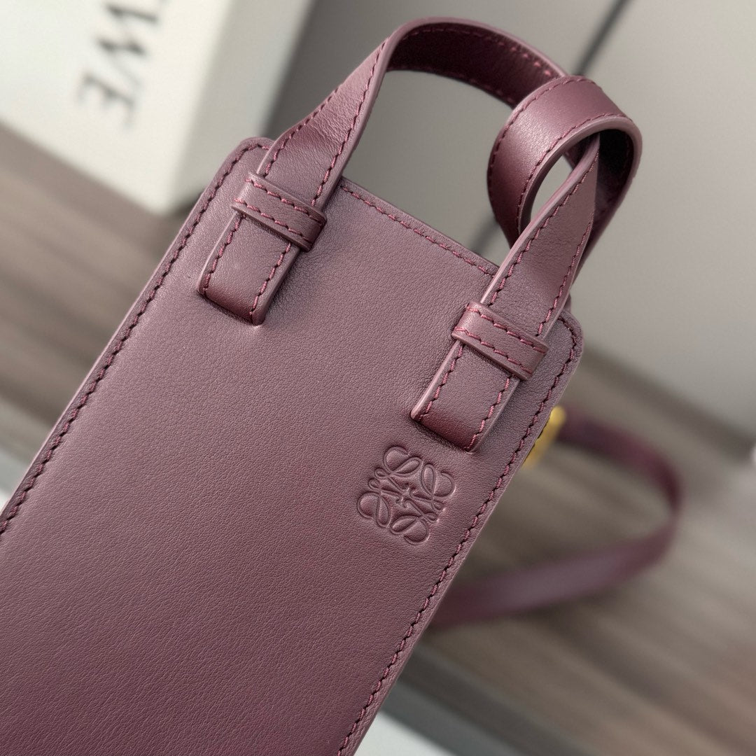 Loewe Hammock Slice Bag Reddish-Brown Shiny Calfskin