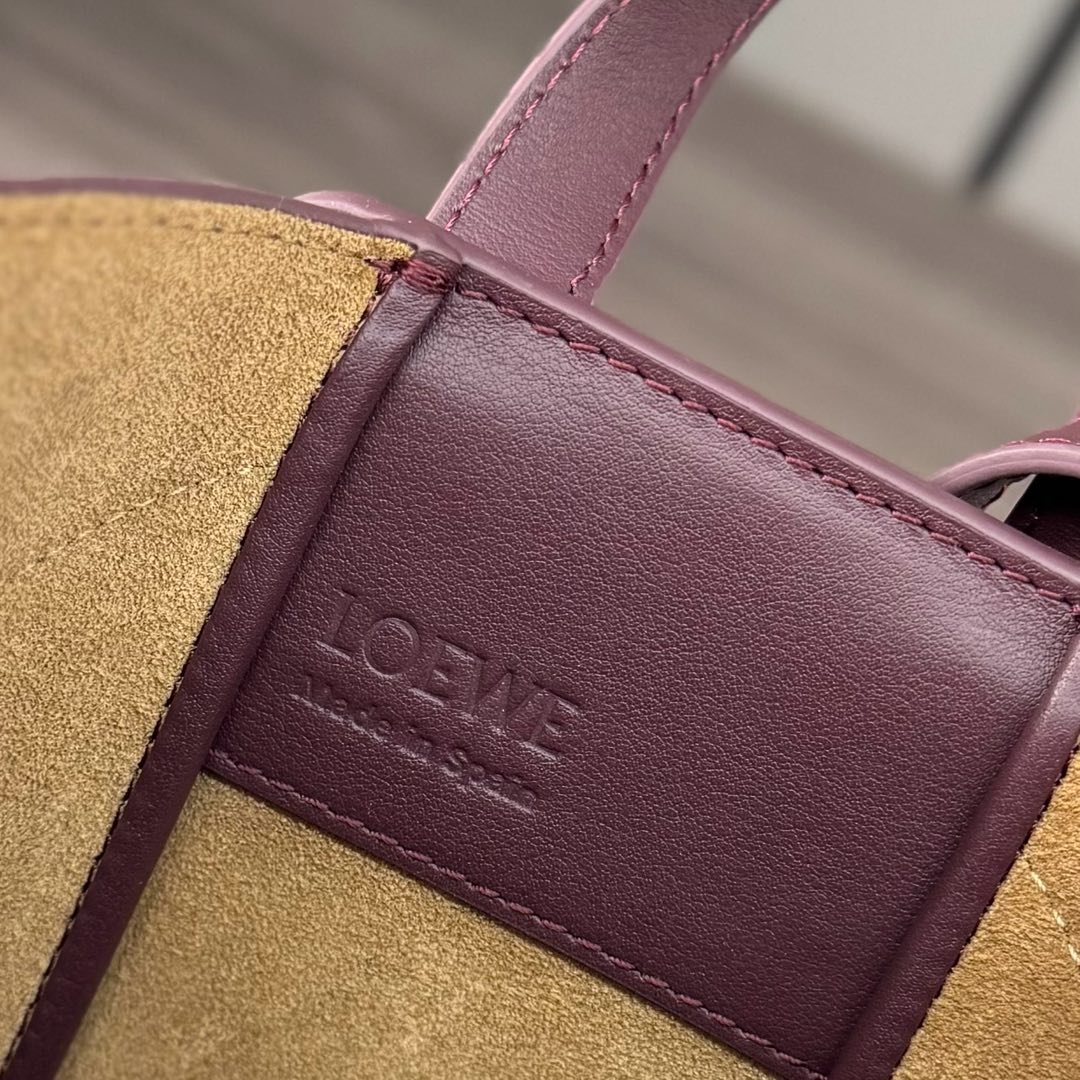 Loewe Hammock Slice Bag Reddish-Brown Shiny Calfskin