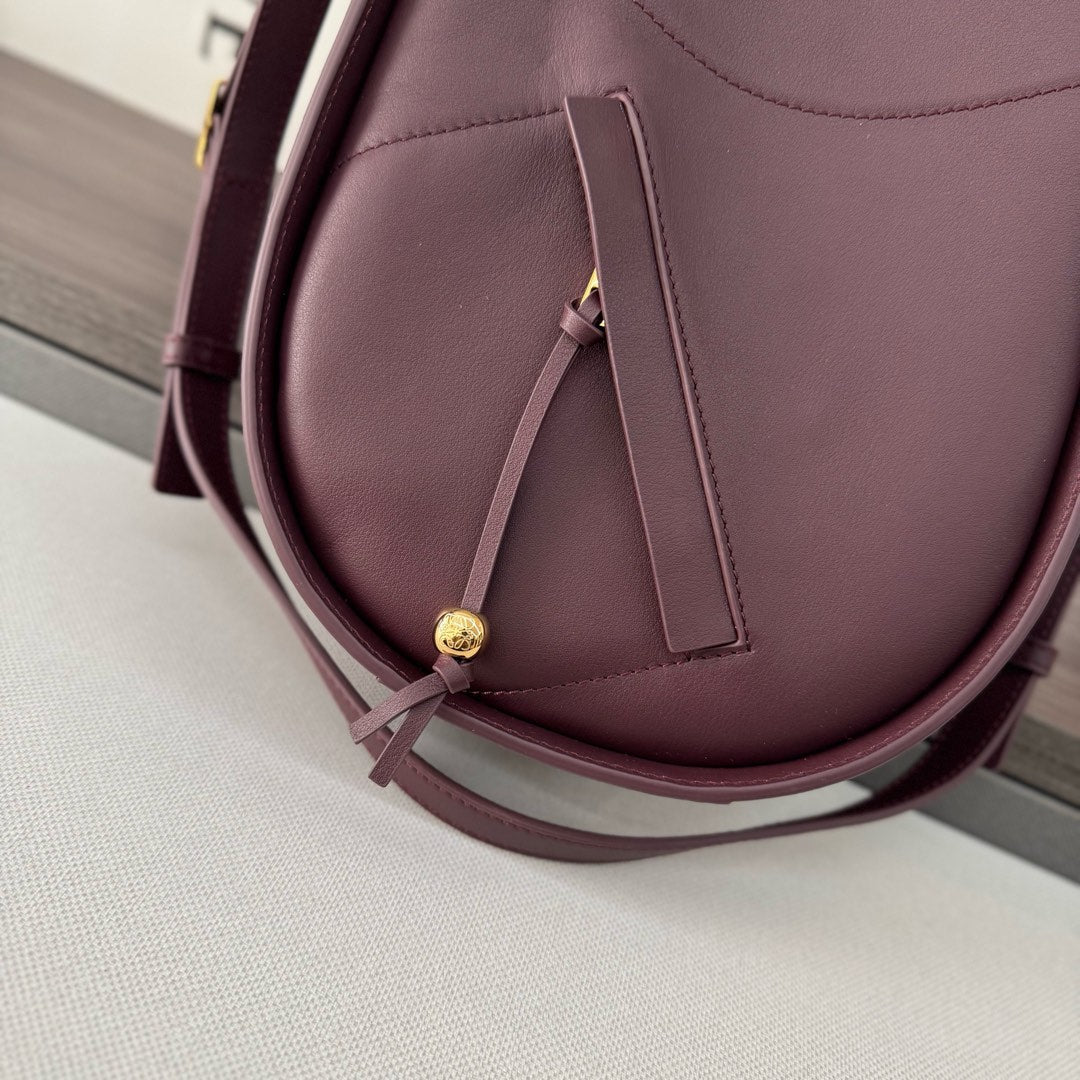 Loewe Hammock Slice Bag Reddish-Brown Shiny Calfskin