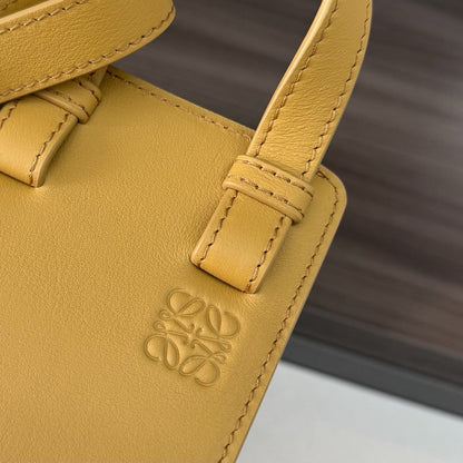 Loewe Hammock Slice Bag Golden-Brown Shiny Calfskin