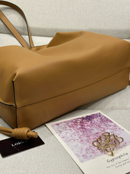 Loew Beige Large Flamenco Puffer Shoulder Bag