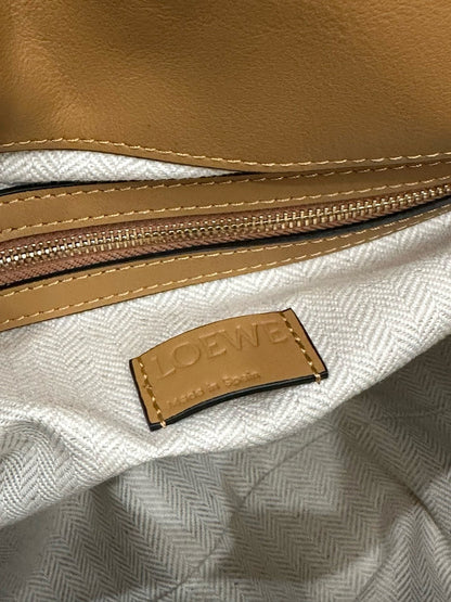 Loew Beige Large Flamenco Puffer Shoulder Bag