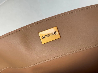 Balenciaga Medium Bag 35 Rich Brown Calfskin Gold Hardware