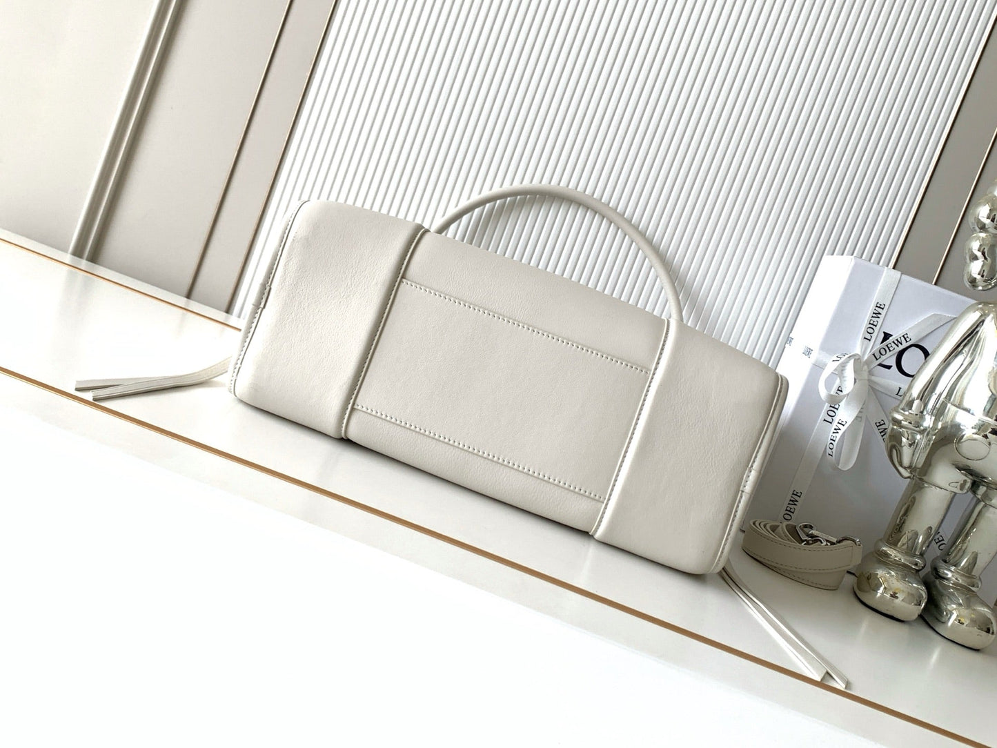 Loewe 2026 Amazona 180 Bag 24cm White Soft Calfskin