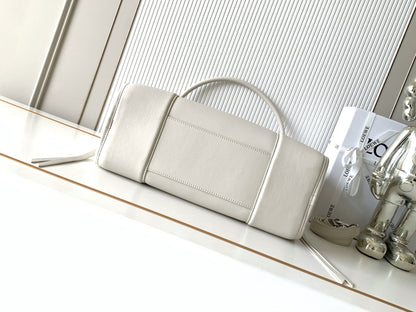 Loewe 2026 Amazona 180 Bag 24cm White Soft Calfskin