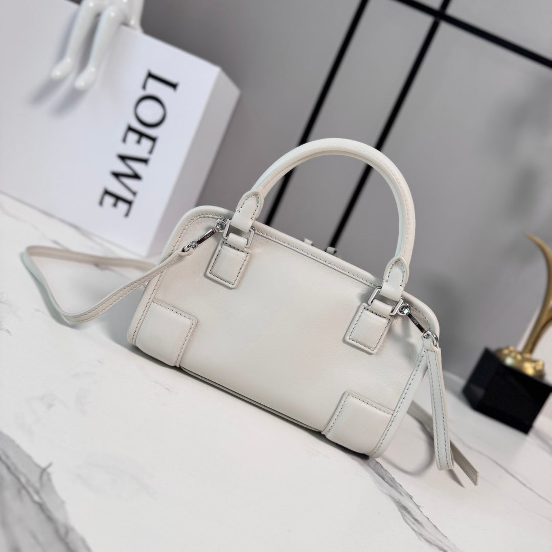 Loewe 2026 Amazona 180 Bag 20cm White Soft Calfskin 289380