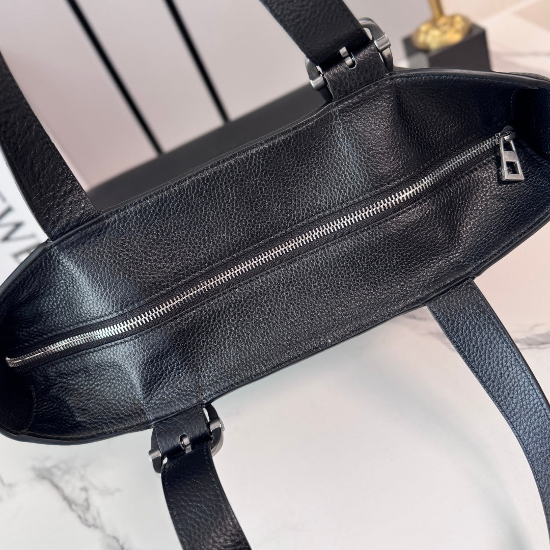Loewe Loop Zipped Tote Bag Black Grained Calfskin