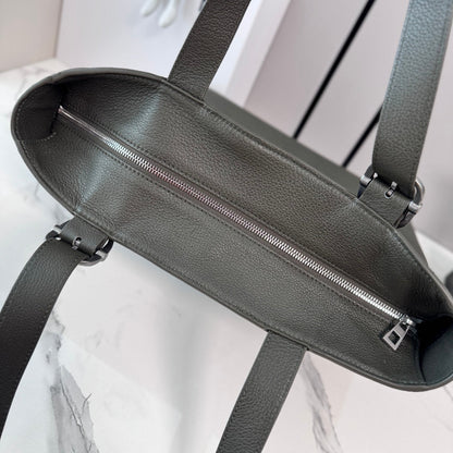 Loewe Loop Zipped Tote Bag Dark Khaki Grained Calfskin