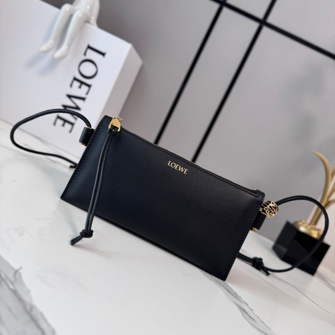 Loewe Joya Pouch Black Calfskin 289464