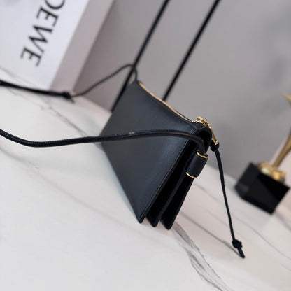 Loewe Joya Pouch Black Calfskin 289464