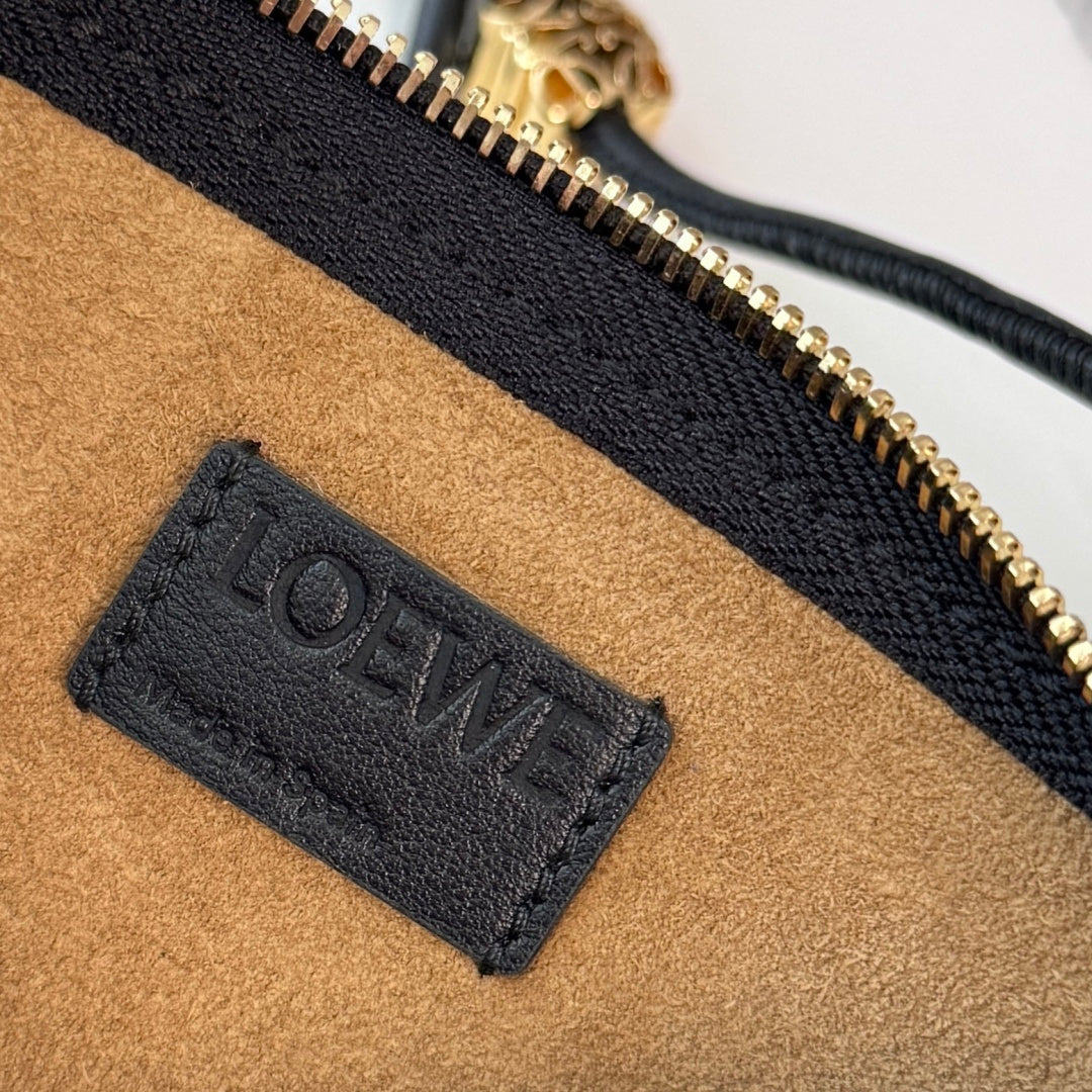 Loewe Joya Pouch Black Calfskin 289464