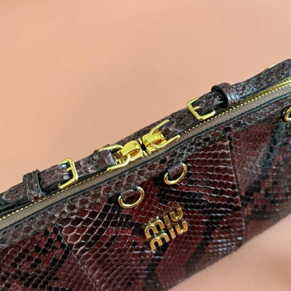 Miu Caprice Clutch 28 Dark Brown in Snakeskin 285282