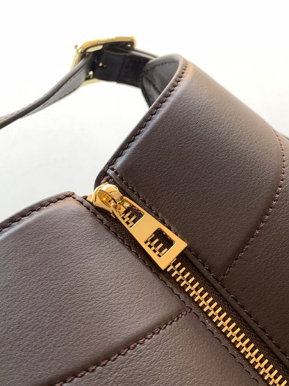Loewe Hammock Bag 15 cm Chocolate Calfskin