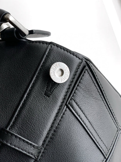 Loewe Panta Small Puzzle Bag 24cm Black Glossy Calfskin