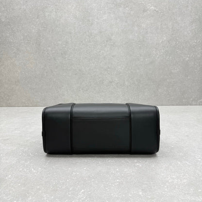 Loewe Large Amazona 180 Bag 35cm Black Calfskin