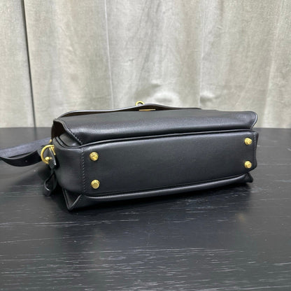 Balenciaga Le 7 Shoulder Bag Black Calfksin