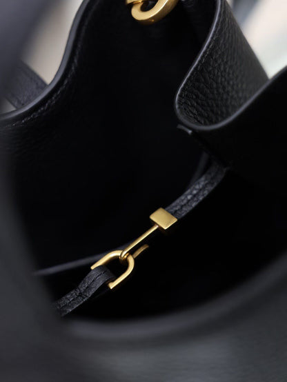 YSL Le 5 à 7 Baby Bea Tote Bag 19cm Black in Deerskin 285533