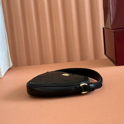 Gucci Marmont Heart Bag Black Calfskin 255057